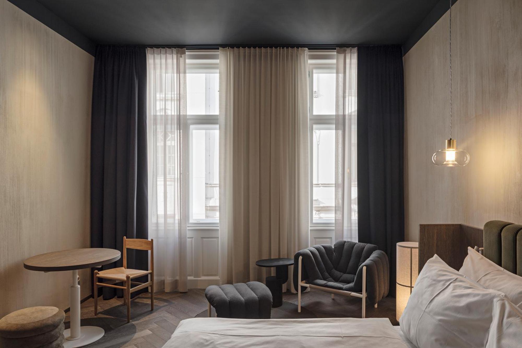 By Wolfensson - Boutique 5* Wien